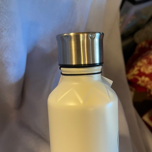 COPY - Rae Dunn Cold/Hot Insulated Stainless Water Bottle - Picture 4 of 5